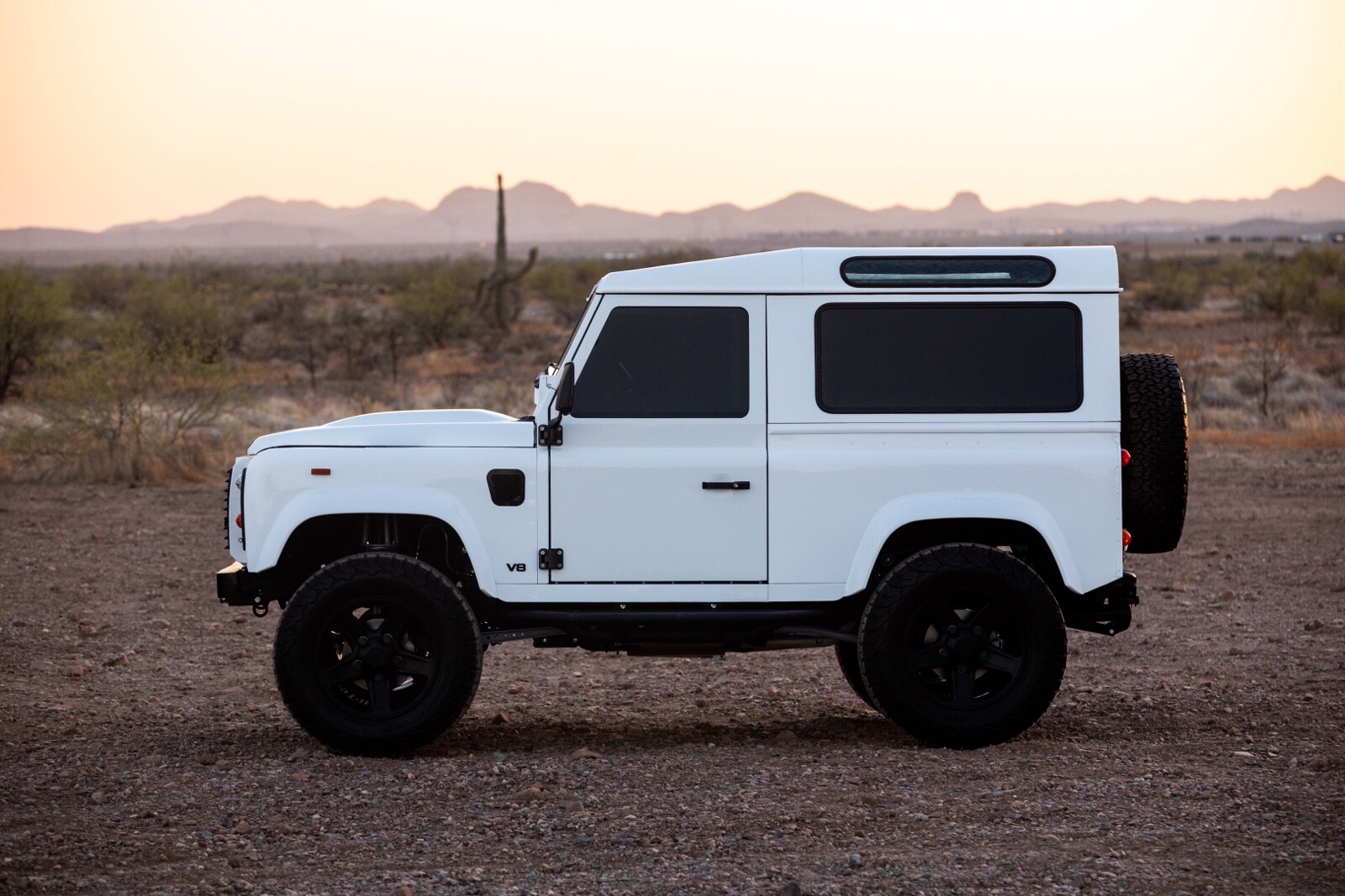 Land-Rover-Defender-1992-7