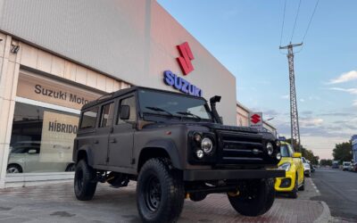 Land Rover Defender 1992