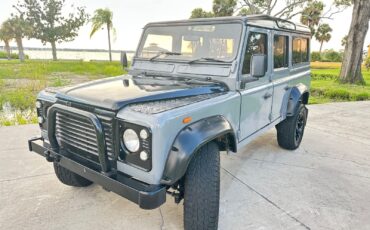 Land-Rover-Defender-1992-SUV-8