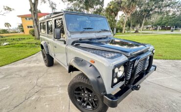 Land-Rover-Defender-1992-SUV-9