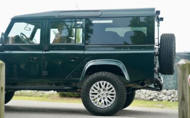 Land-Rover-Defender-1993-15