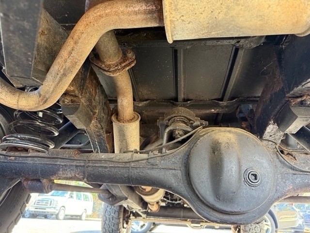 Land-Rover-Defender-1993-17