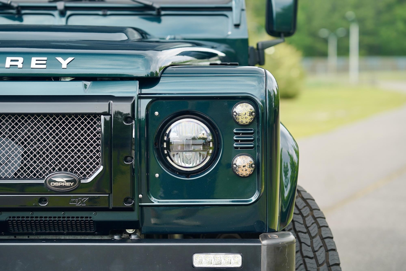 Land-Rover-Defender-1993-19
