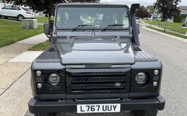 Land-Rover-Defender-1993-4