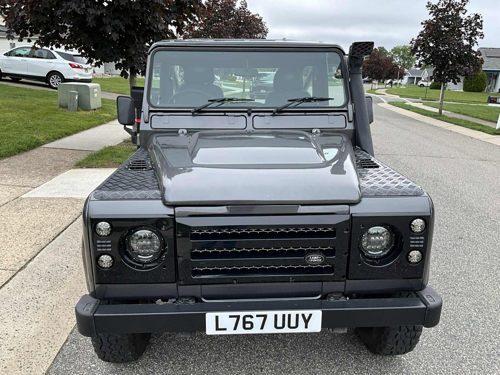 Land-Rover-Defender-1993-4