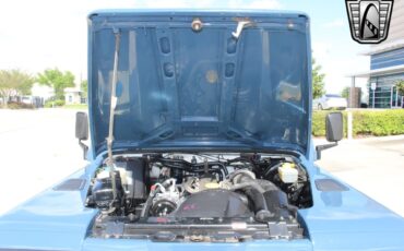 Land-Rover-Defender-1994-12