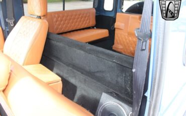 Land-Rover-Defender-1994-17