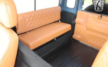 Land-Rover-Defender-1994-18