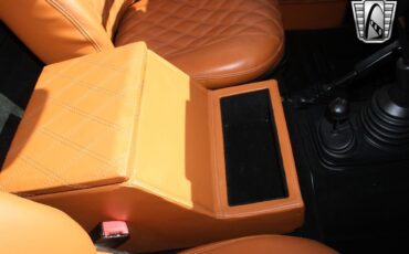 Land-Rover-Defender-1994-21