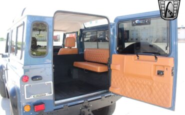 Land-Rover-Defender-1994-22