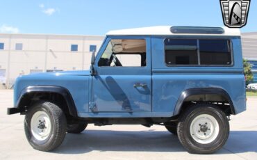 Land-Rover-Defender-1994-28