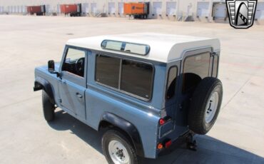 Land-Rover-Defender-1994-29
