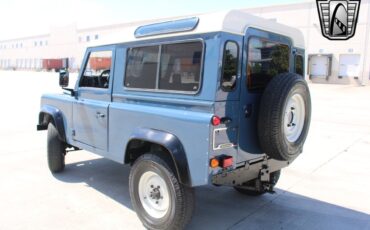Land-Rover-Defender-1994-30