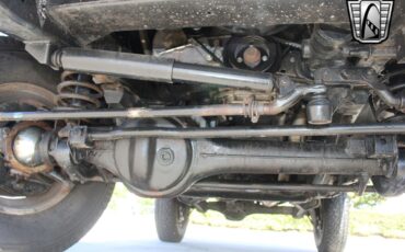Land-Rover-Defender-1994-9