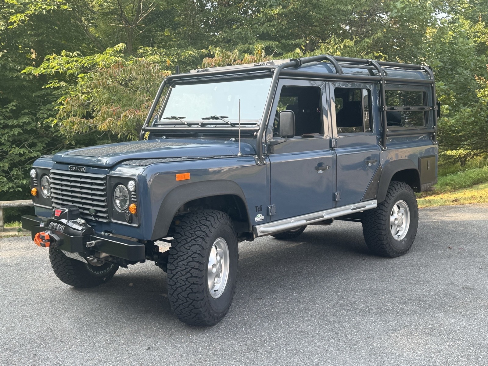 Land-Rover-Defender-1994-SUV-21