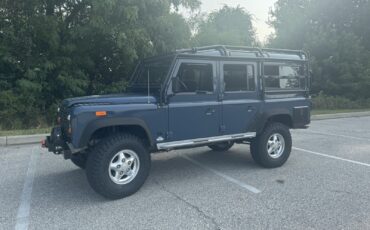 Land-Rover-Defender-1994-SUV