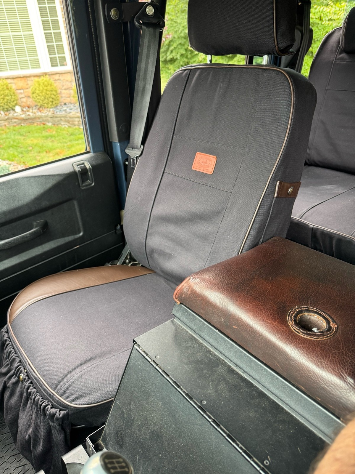 Land-Rover-Defender-1994-SUV-32