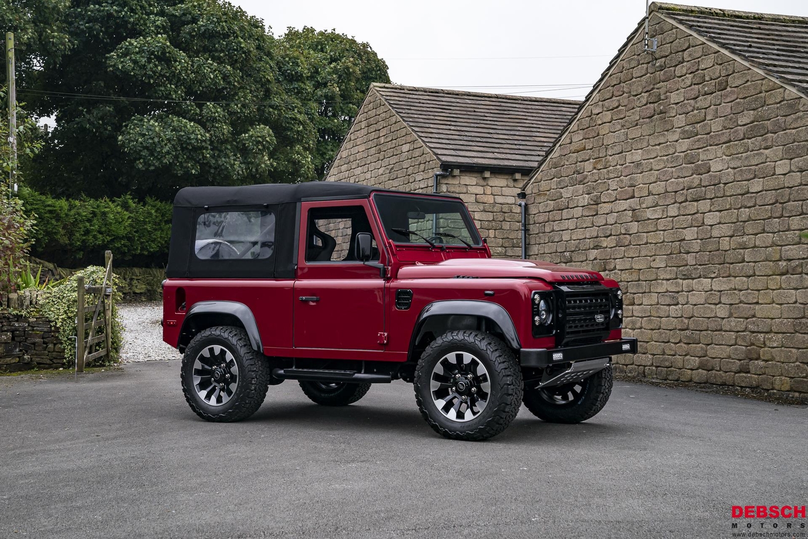 Land Rover Defender 1996 Finance & Trade Welcomed