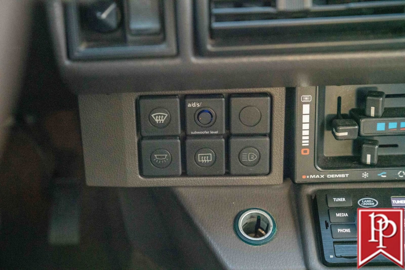 Land-Rover-Range-Rover-1991-SUV-16