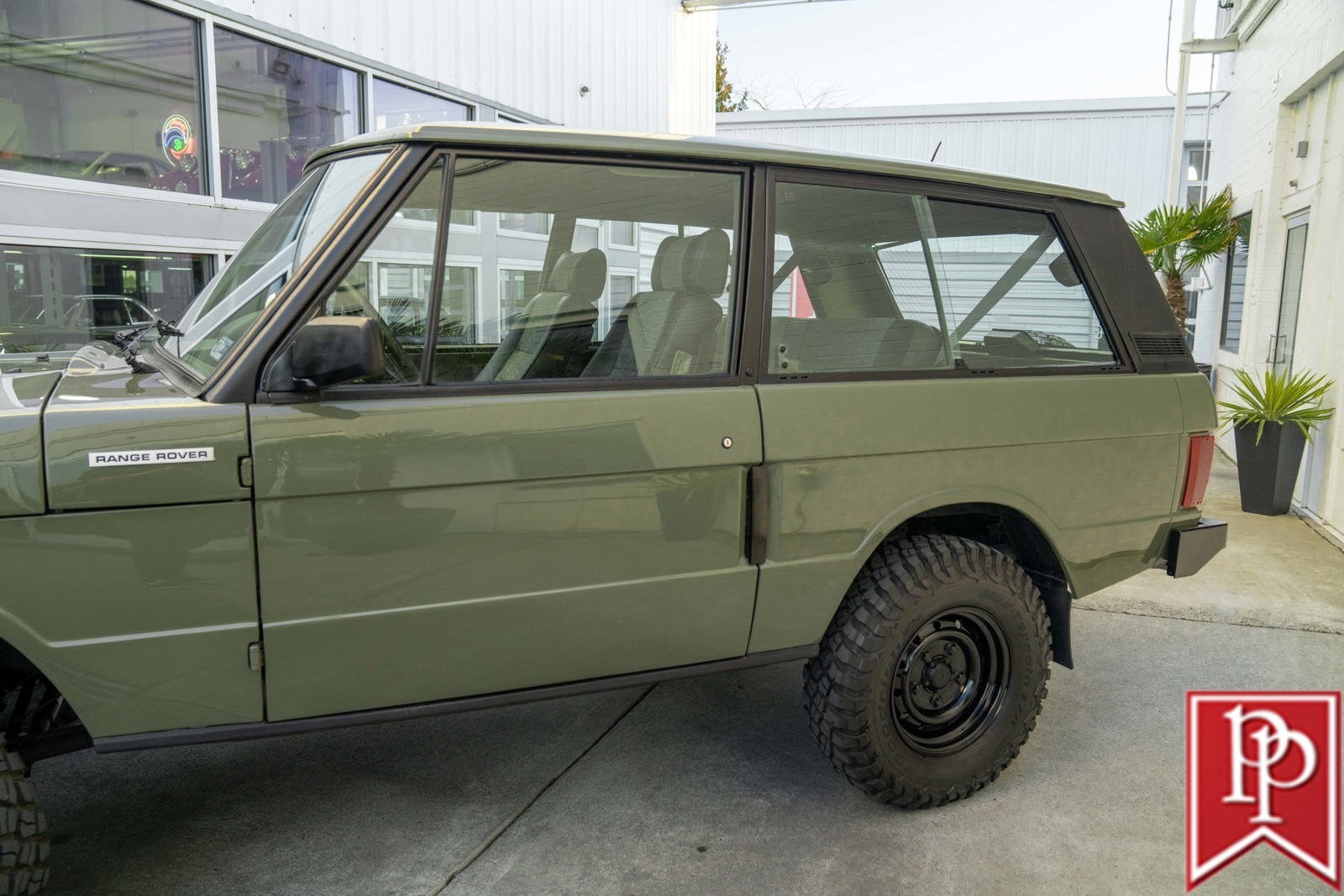 Land-Rover-Range-Rover-1991-SUV-5