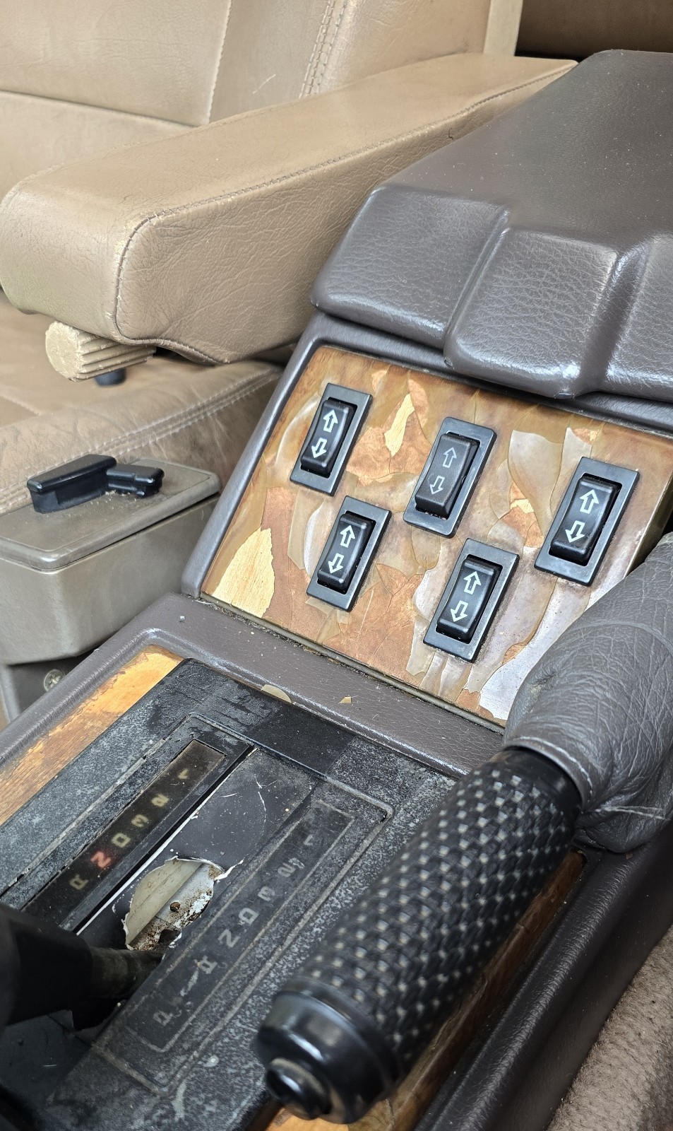 Land-Rover-Range-Rover-1994-SUV-8