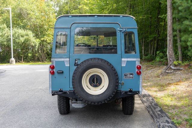 Land-Rover-Series-II-109-Station-Wagon-1963-Wagon-9