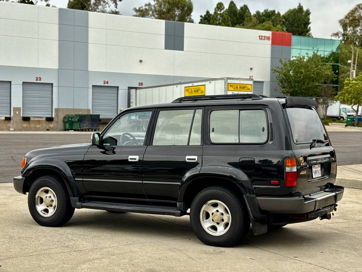 Land-cruiser-1996-10