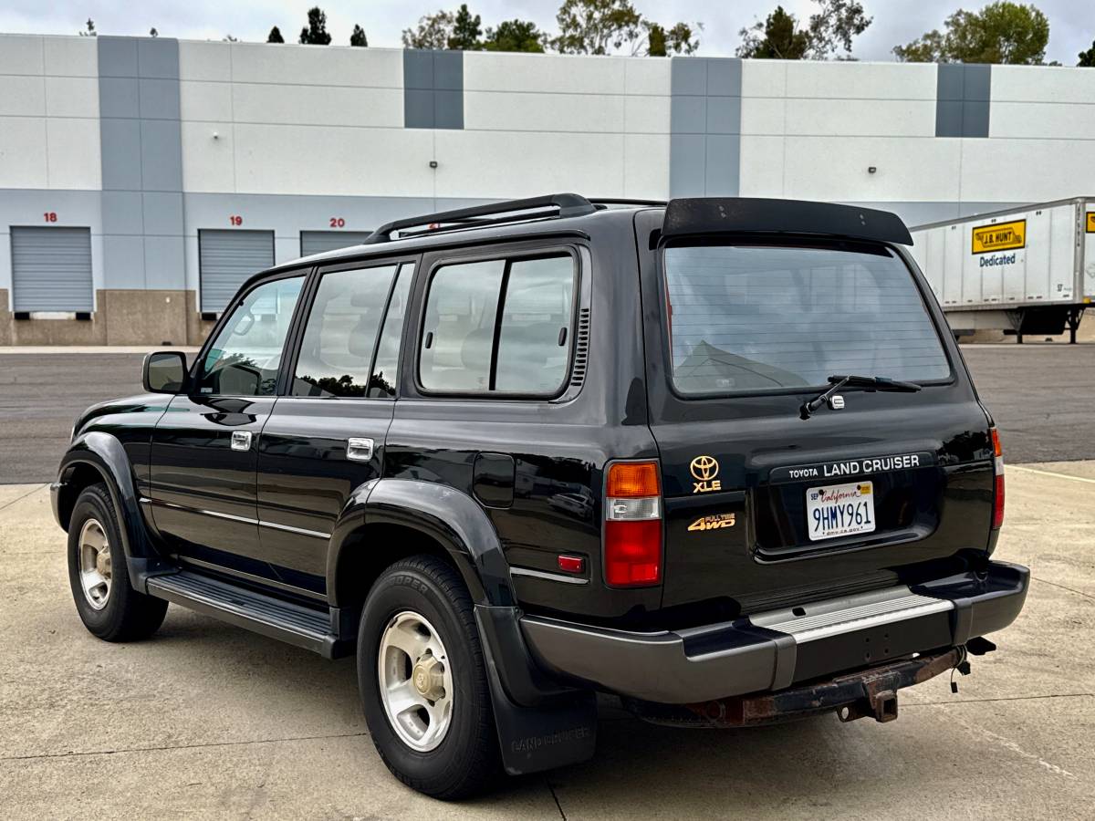 Land-cruiser-1996-11