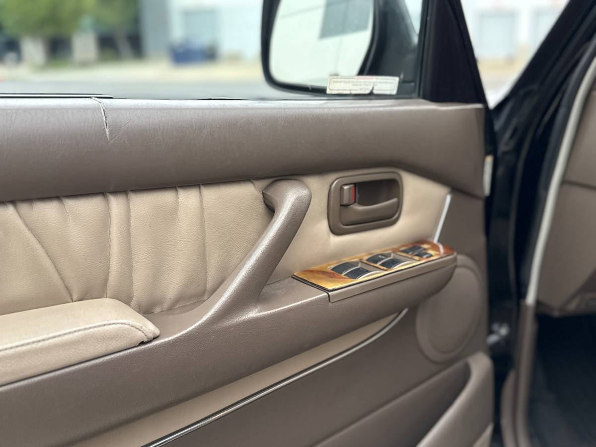Land-cruiser-1996-4