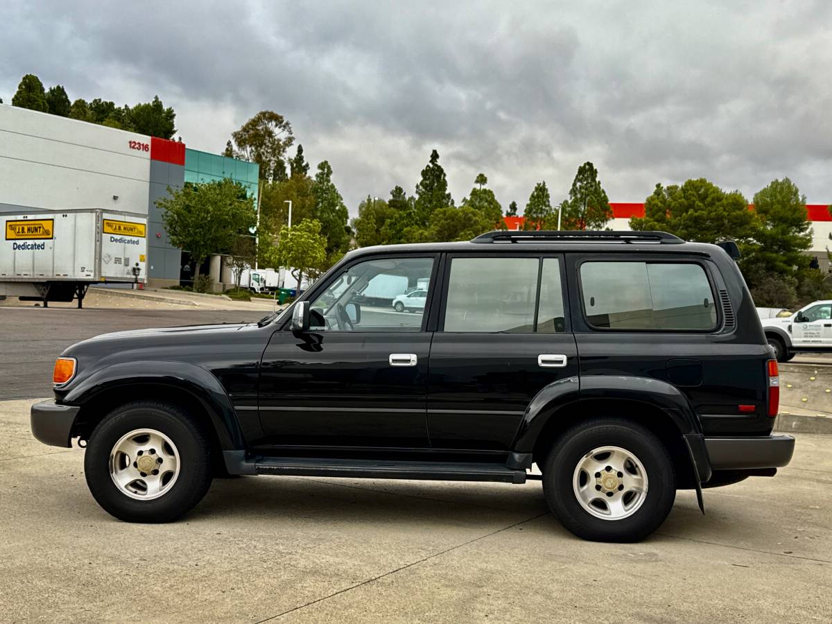 Land-cruiser-1996-5