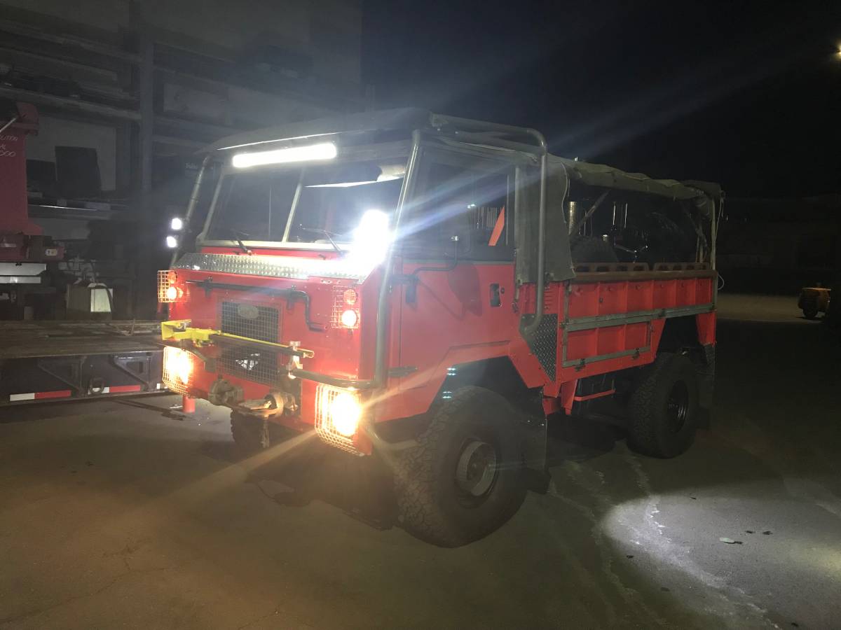 Land-rover-101-forward-control-diesel-1976-orange-22