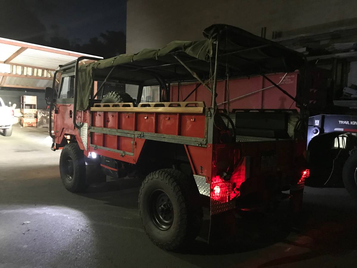 Land-rover-101-forward-control-diesel-1976-orange-44