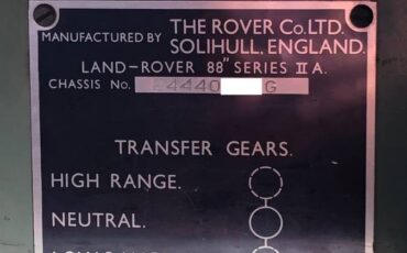 Land-rover-1971-10