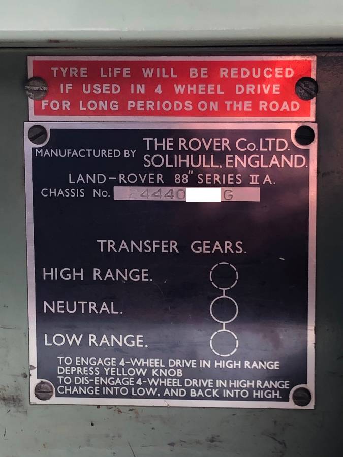 Land-rover-1971-10