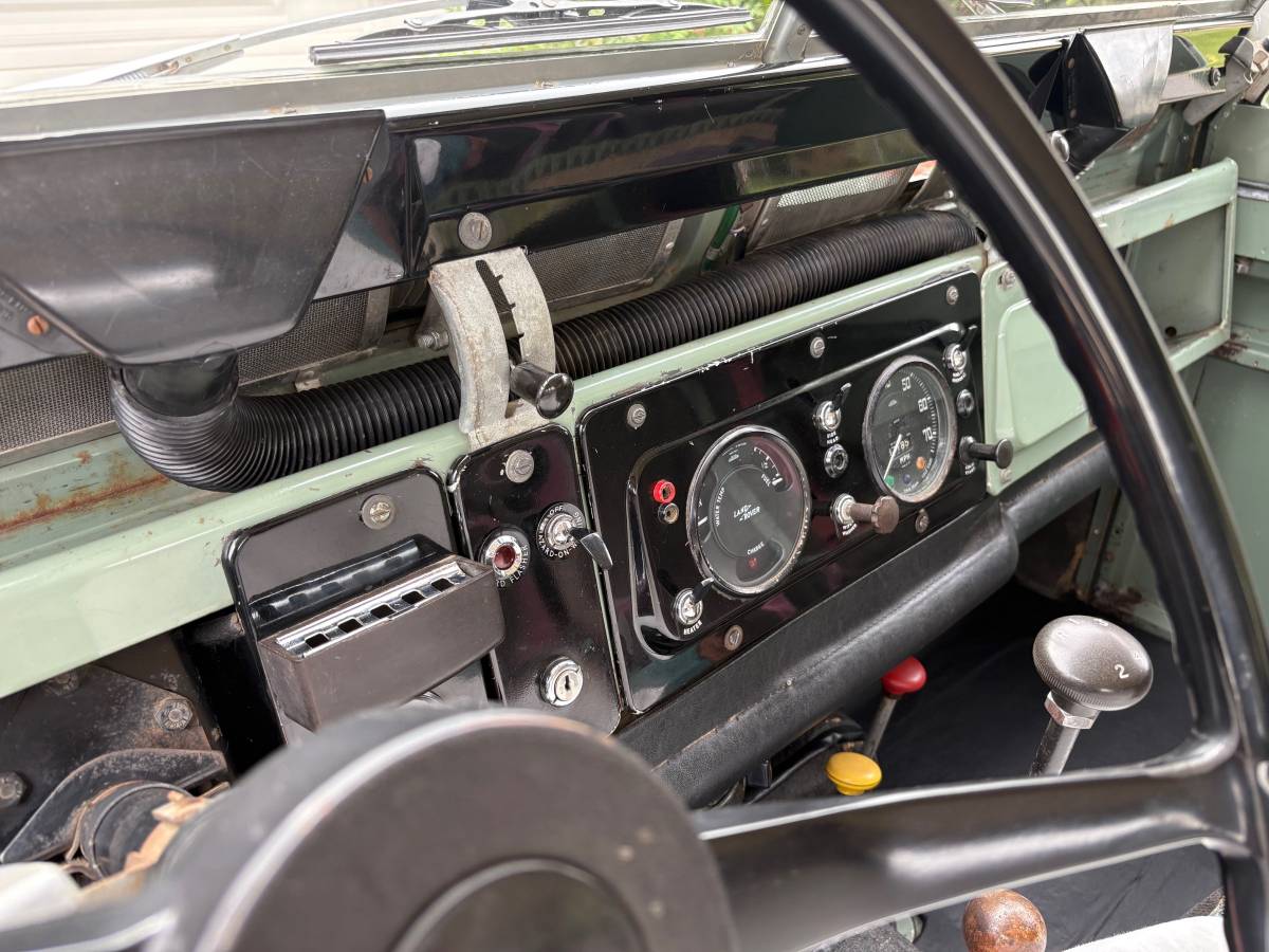 Land-rover-1971-4