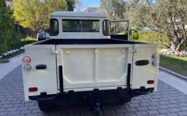 Land-rover-1972-white-14
