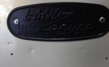 Land-rover-1972-white-4