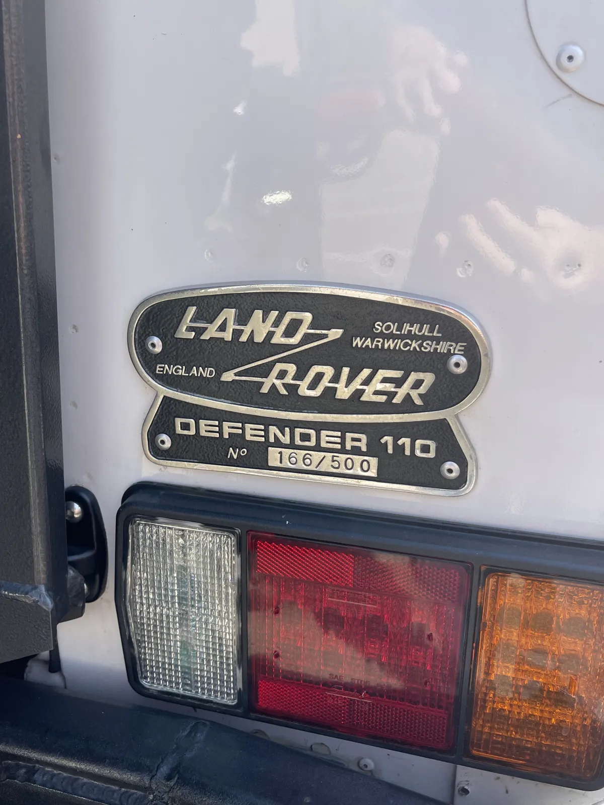 Land-rover-Defender-110-1993-10