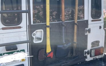 Land-rover-Defender-110-1993-12