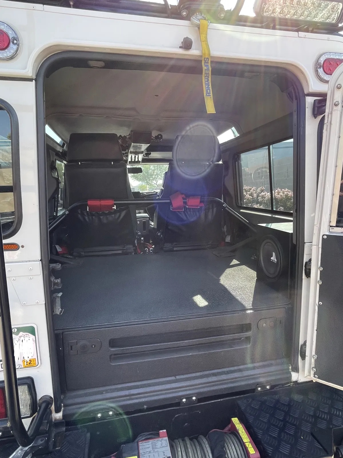 Land-rover-Defender-110-1993-14