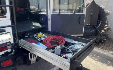 Land-rover-Defender-110-1993-15