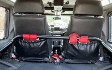 Land-rover-Defender-110-1993-17