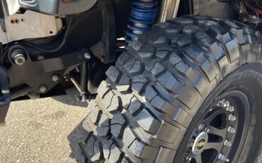 Land-rover-Defender-110-1993-3