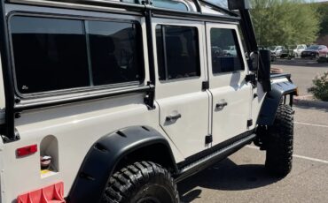 Land-rover-Defender-110-1993-7