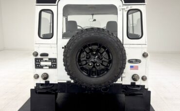 Land-rover-Defender-90-1991-Alpinweiss-Charcoal-Black-15