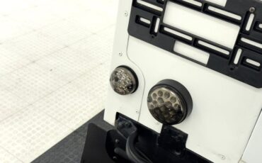 Land-rover-Defender-90-1991-Alpinweiss-Charcoal-Black-29