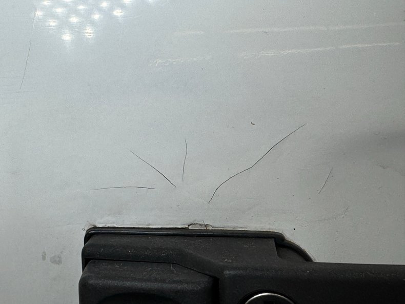 Land-rover-Defender-90-1991-Alpinweiss-Charcoal-Black-40