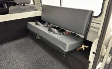 Land-rover-Defender-90-1991-Alpinweiss-Charcoal-Black-5