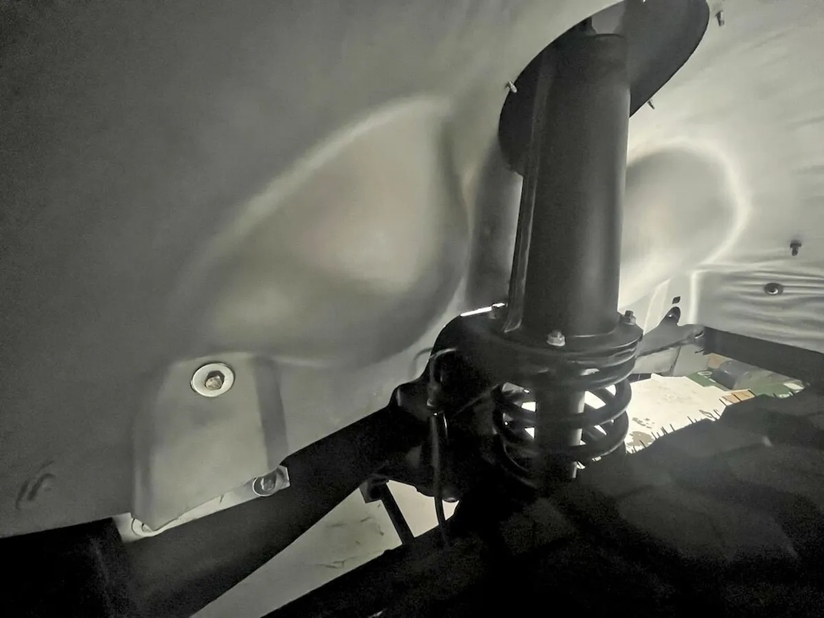 Land-rover-Defender-90-1992-Grey-Cogna-15