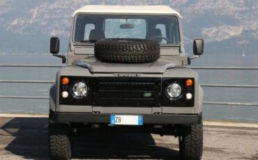 Land-rover-Defender-90-1992-Grey-Cogna